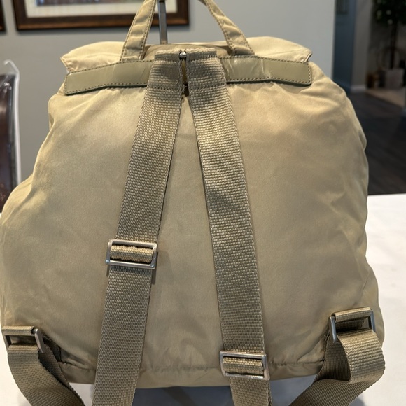 Authentic Prada backpack - Picture 3 of 16